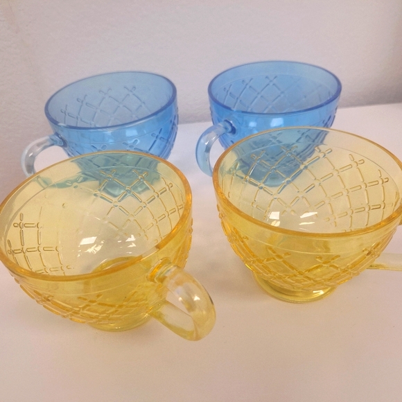 Glass Teacups - Blue & Yellow - 4pc set New - Picture 1 of 5
